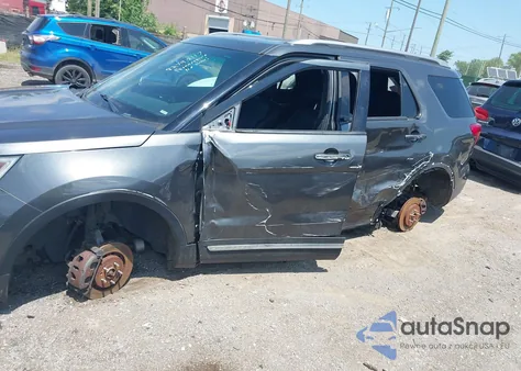 2016 Ford Explorer Xlt z USA, uszkodzony, nr VIN 1FM5K8D86GGB78958